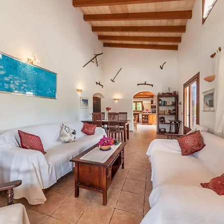 Valerie - A Peaceful Escape Close To Port Port de Pollenca