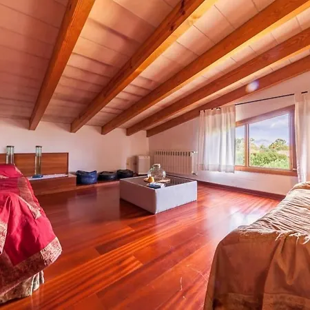 Valerie - A Peaceful Escape Close To Port Port de Pollenca
